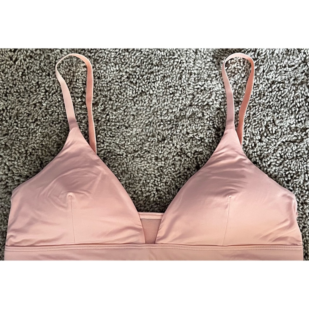 Light pink bra